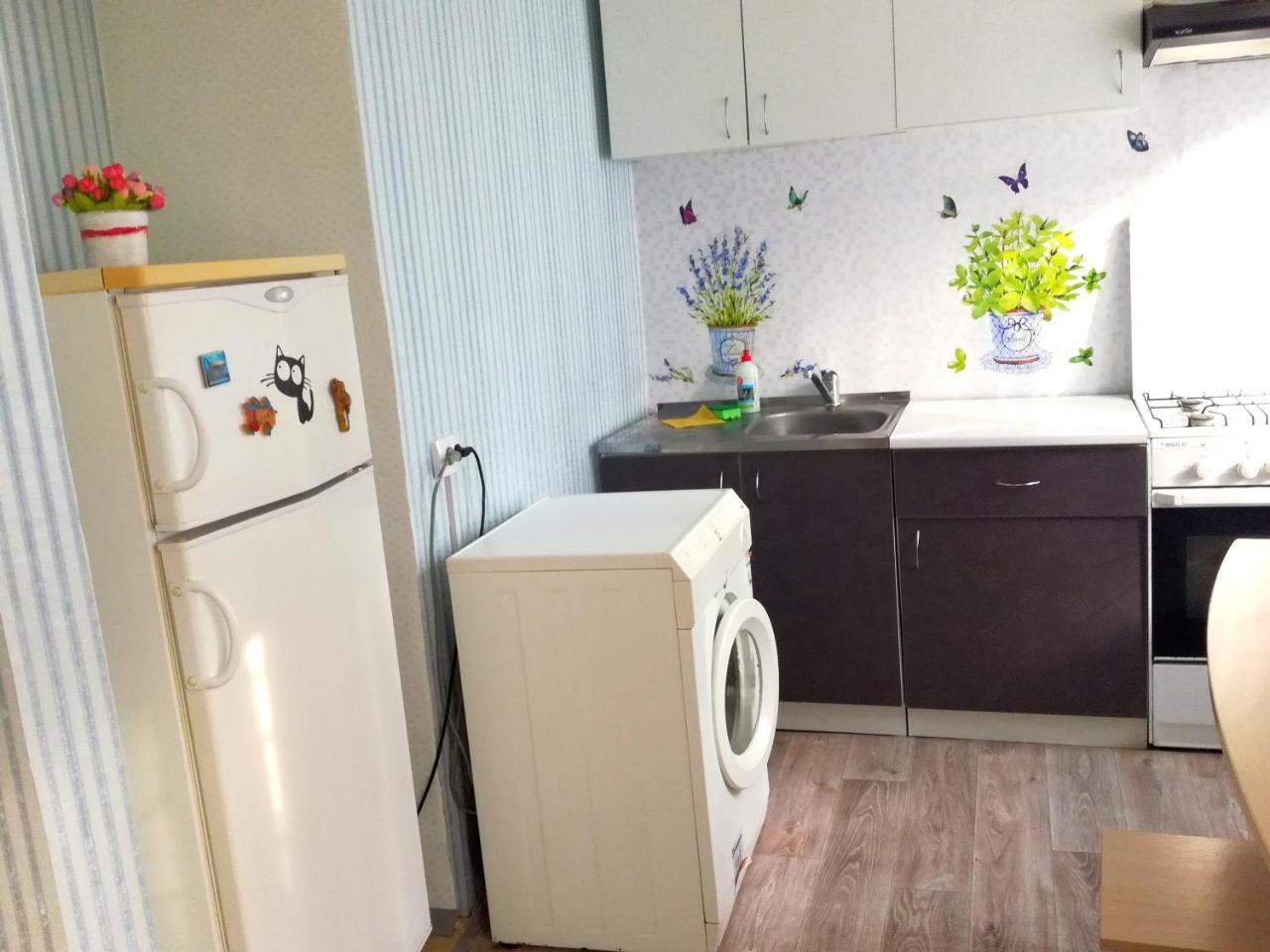 Standard Apartment On Umanskaya Kiev Extérieur photo