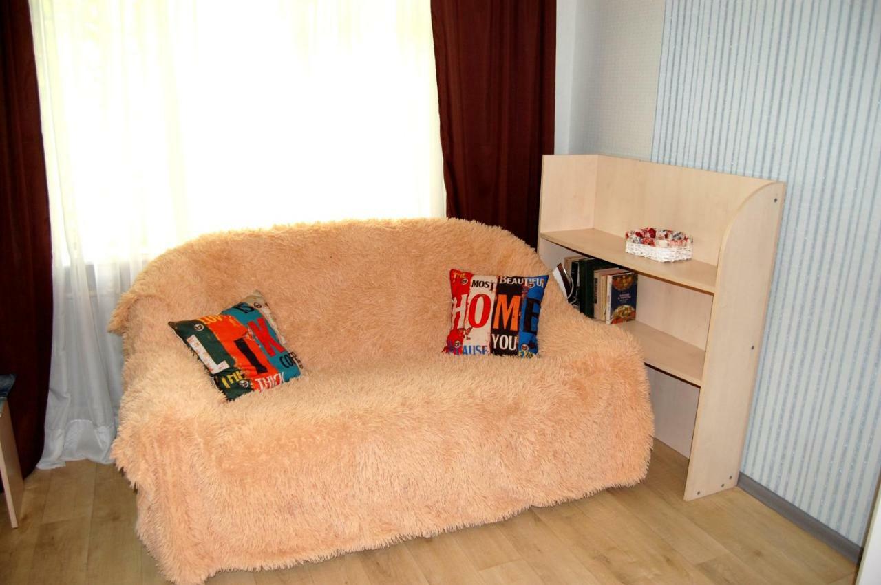 Standard Apartment On Umanskaya Kiev Extérieur photo